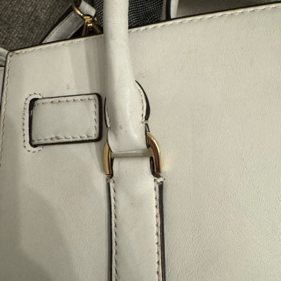 Michael Kors Cream Leather Hamilton 2 Way Crossbody - Picture 7 of 15